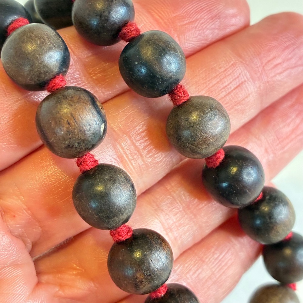 Lucky Brand Necklace Wood Bead Hand Knotted Red Cord Toggle Pendant - Picture 8 of 13